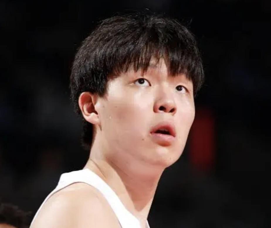 leyu中心-记者：杨瀚森因伤加之长途返程，今日不出战混音队比赛