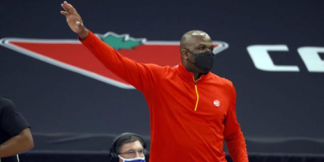 leyu中心-老鹰开启漫长休赛期 转正麦克米兰是第一要务